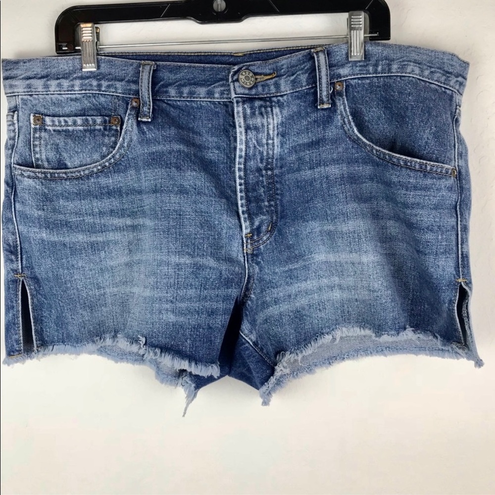 BDG MID RISE DENIM SHORTS - Picture 2 of 5